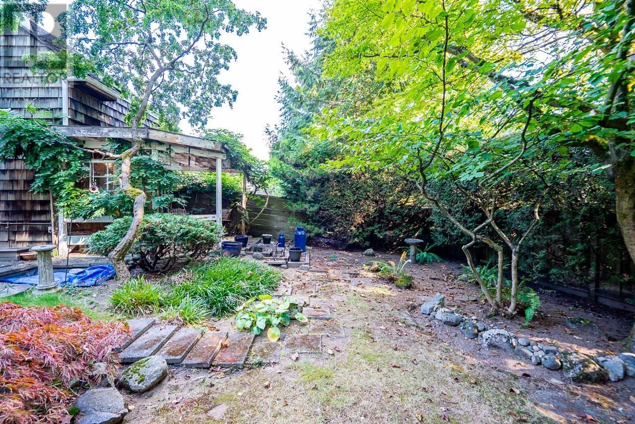 Listing Picture 39 of 40 : 3689 BORHAM CRESCENT, Vancouver / 溫哥華 - 魯藝地產 Yvonne Lu Group - MLS Medallion Club Member