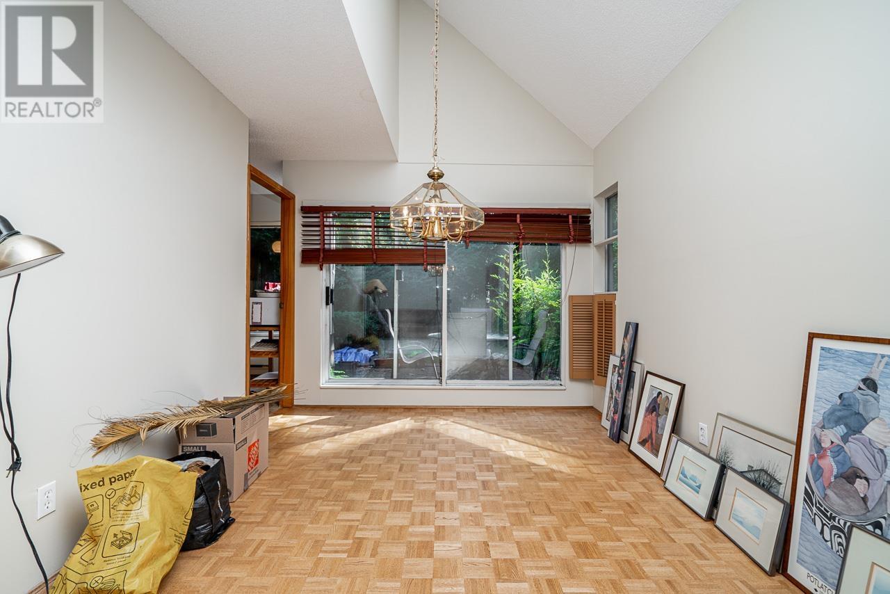 Listing Picture 9 of 40 : 3689 BORHAM CRESCENT, Vancouver / 溫哥華 - 魯藝地產 Yvonne Lu Group - MLS Medallion Club Member