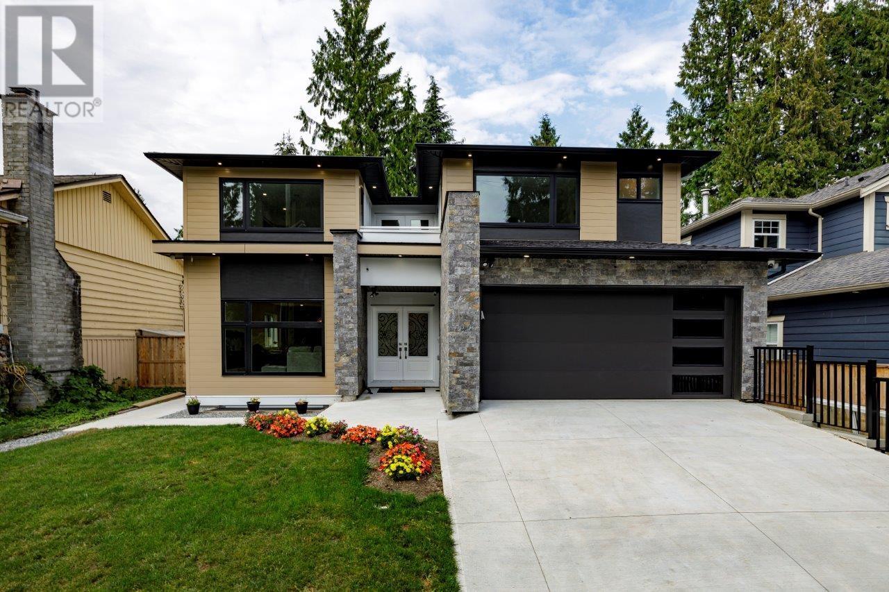 1618 COLEMAN STREET, north vancouver, British Columbia