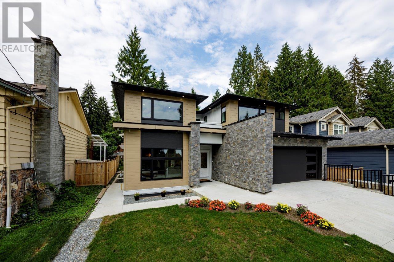 1618 Coleman Street, North Vancouver, British Columbia  V7K 1X1 - Photo 2 - R2951843