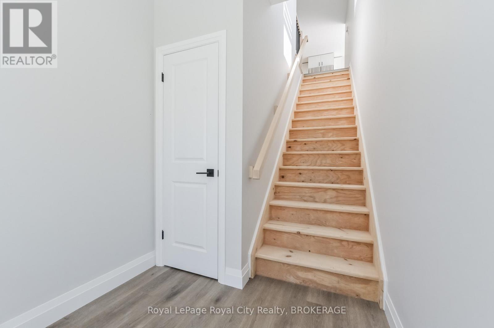 330 William Street, Wellington North, Ontario  N0G 2L3 - Photo 3 - X9358133