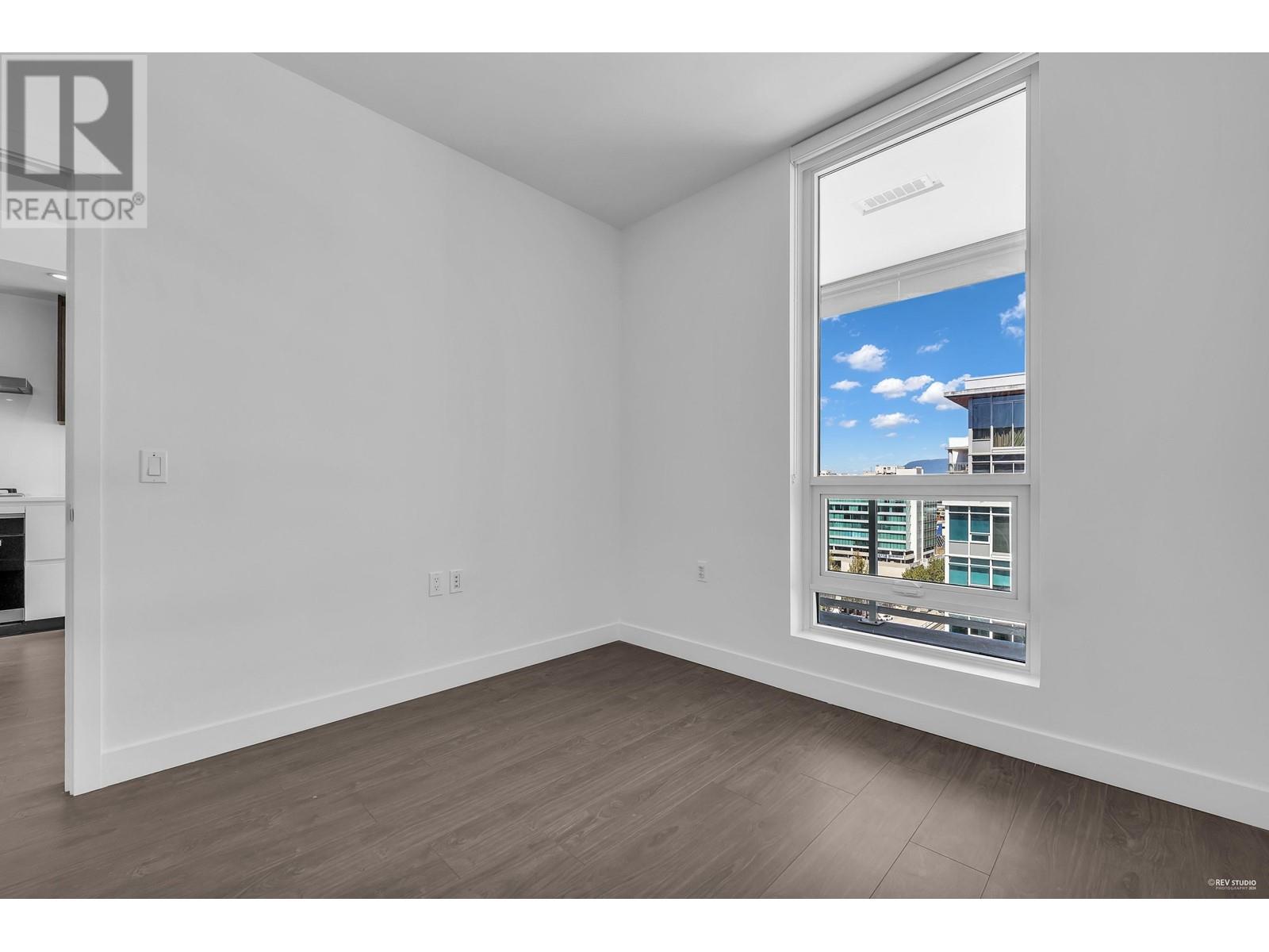 Listing Picture 9 of 18 : 1410 6320 NO. 3 ROAD, Richmond / 烈治文 - 魯藝地產 Yvonne Lu Group - MLS Medallion Club Member