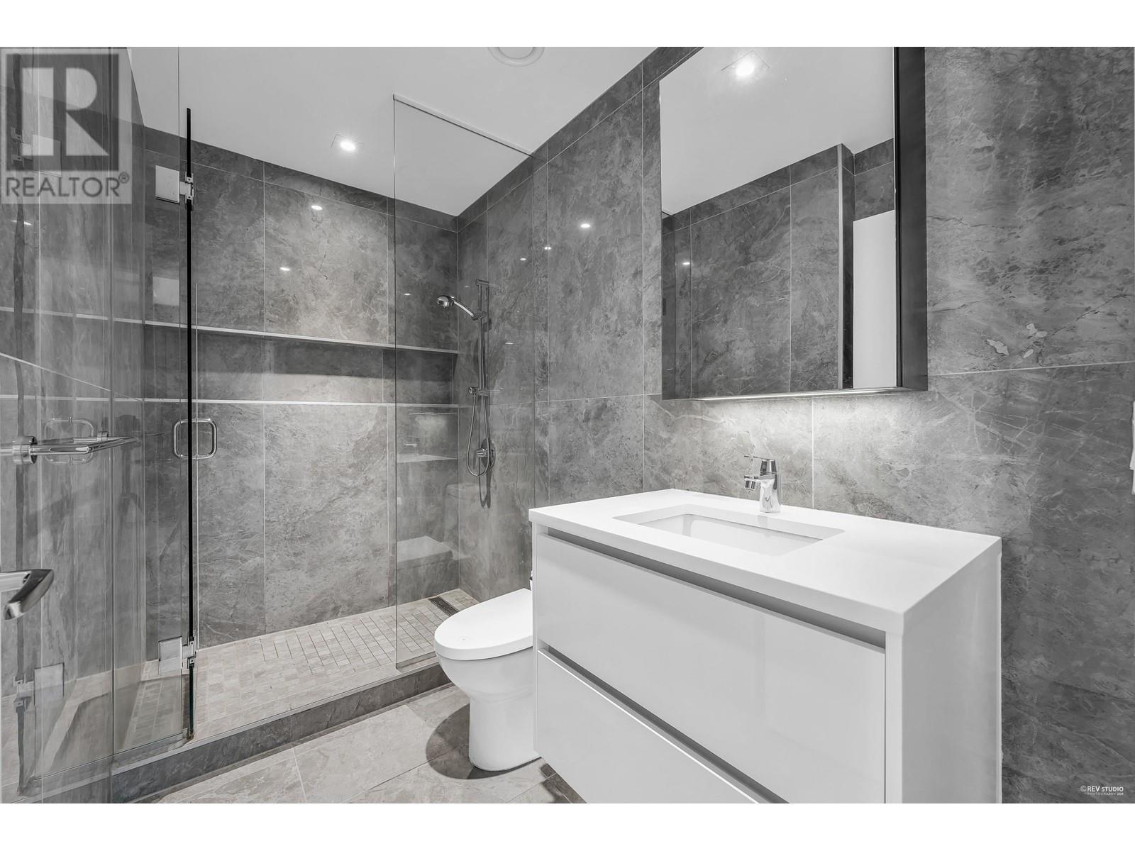 Listing Picture 13 of 18 : 1410 6320 NO. 3 ROAD, Richmond / 烈治文 - 魯藝地產 Yvonne Lu Group - MLS Medallion Club Member