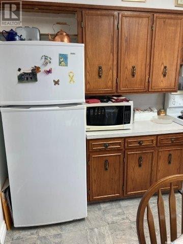Property at 113 4th AVENUE SW image 5
