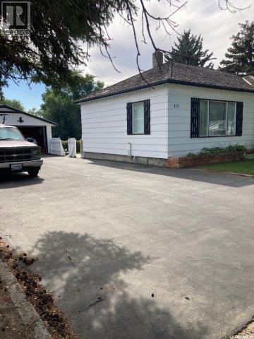 Property at 113 4th AVENUE SW image 2