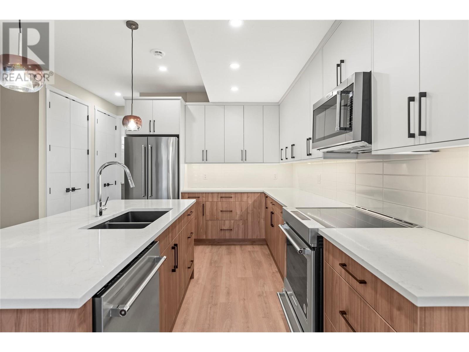 Property at 3907 26 Street Unit# 1 image 4