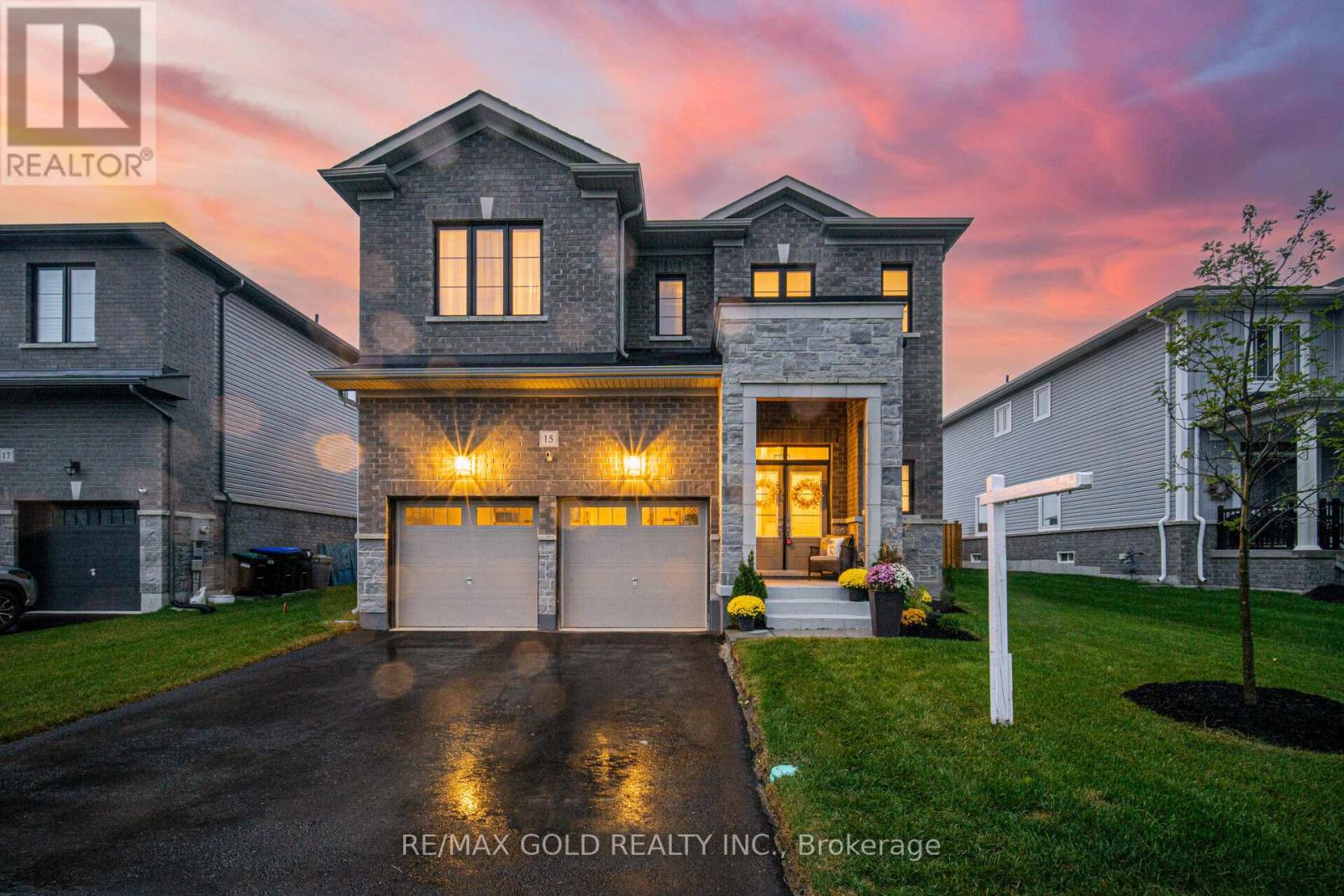 Property at 15 AUTUMN DRIVE image 3
