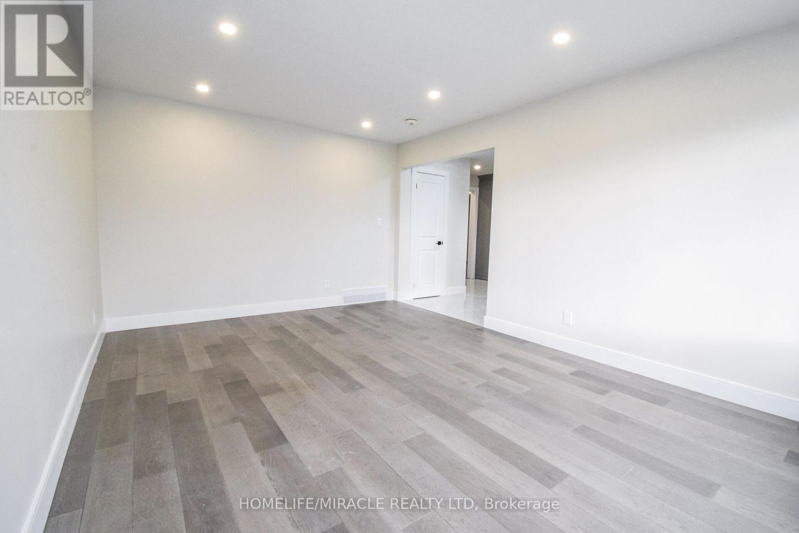 Property at 25 MEREDITH DRIVE image 4