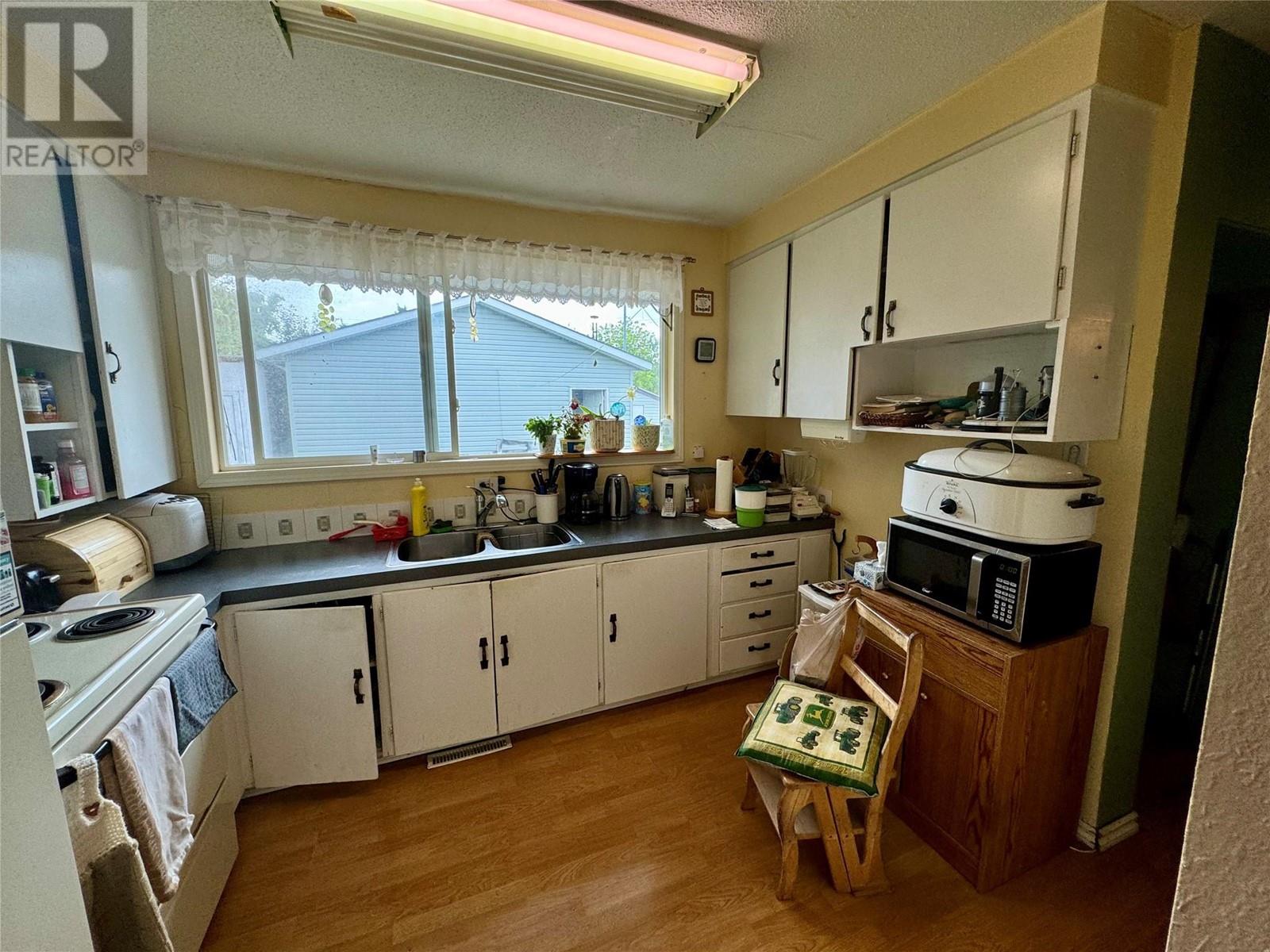 9004 Lyman Drive, Dawson Creek, British Columbia V1G 3M9 - Photo 11 - 10322692