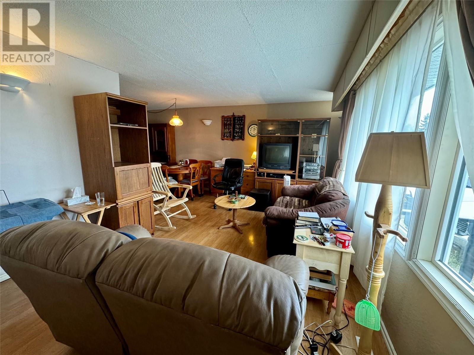 9004 Lyman Drive, Dawson Creek, British Columbia V1G 3M9 - Photo 3 - 10322692