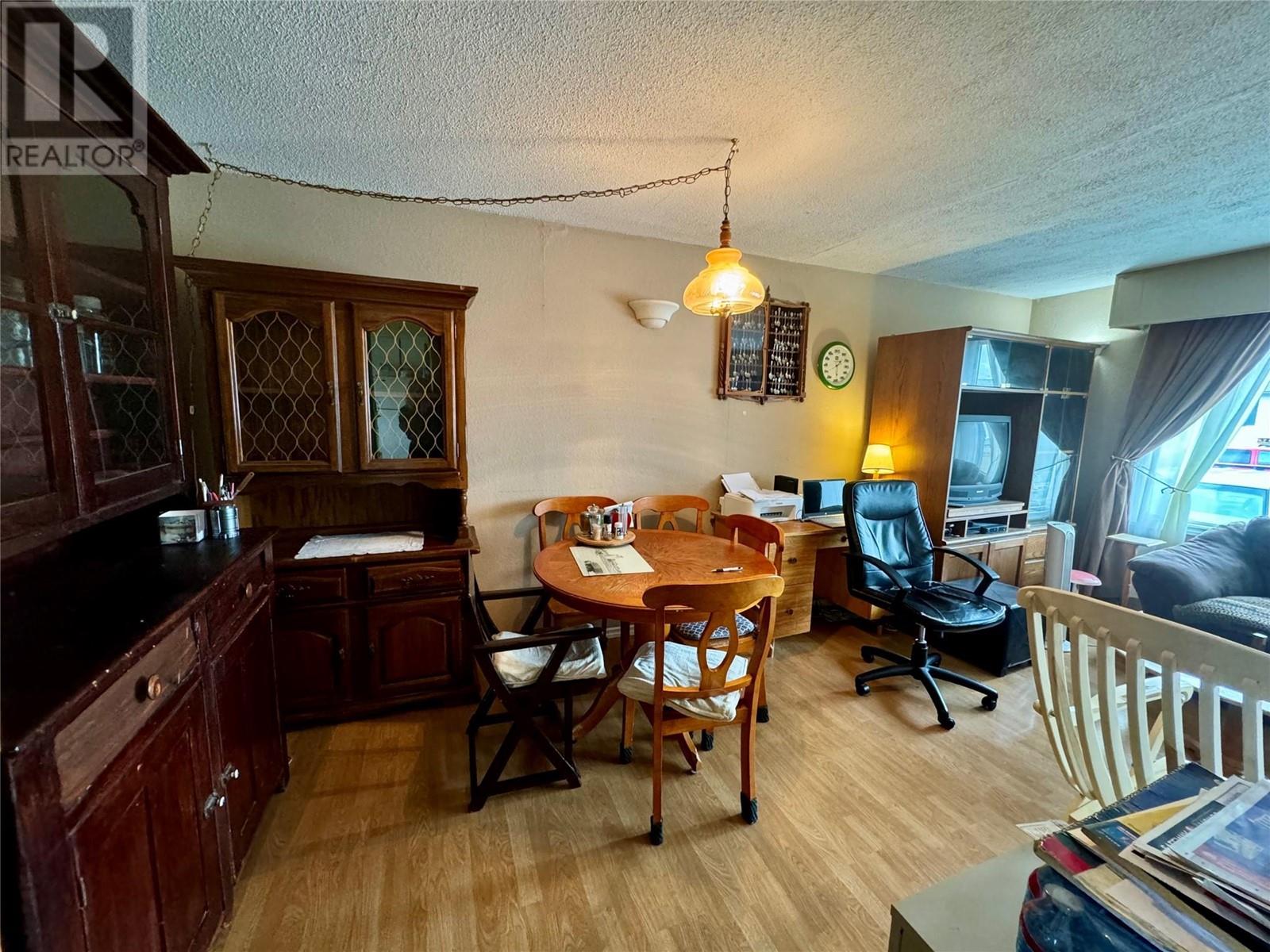 9004 Lyman Drive, Dawson Creek, British Columbia V1G 3M9 - Photo 6 - 10322692