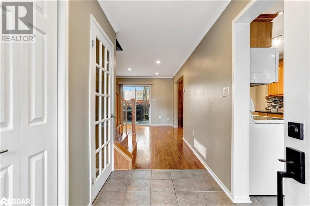 56 Knicely Road, Barrie, Ontario  L4N 6V3 - Photo 3 - 40686611