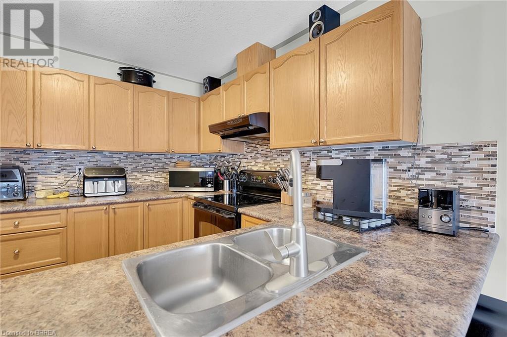 11 Gaal Court, Brantford, Ontario  N3T 6R4 - Photo 13 - 40687010