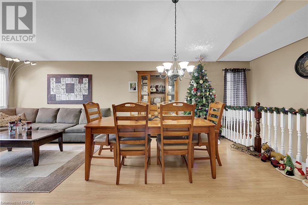 11 Gaal Court, Brantford, Ontario  N3T 6R4 - Photo 8 - 40687010