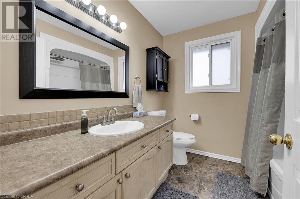 11 Gaal Court, Brantford, Ontario  N3T 6R4 - Photo 24 - 40687010