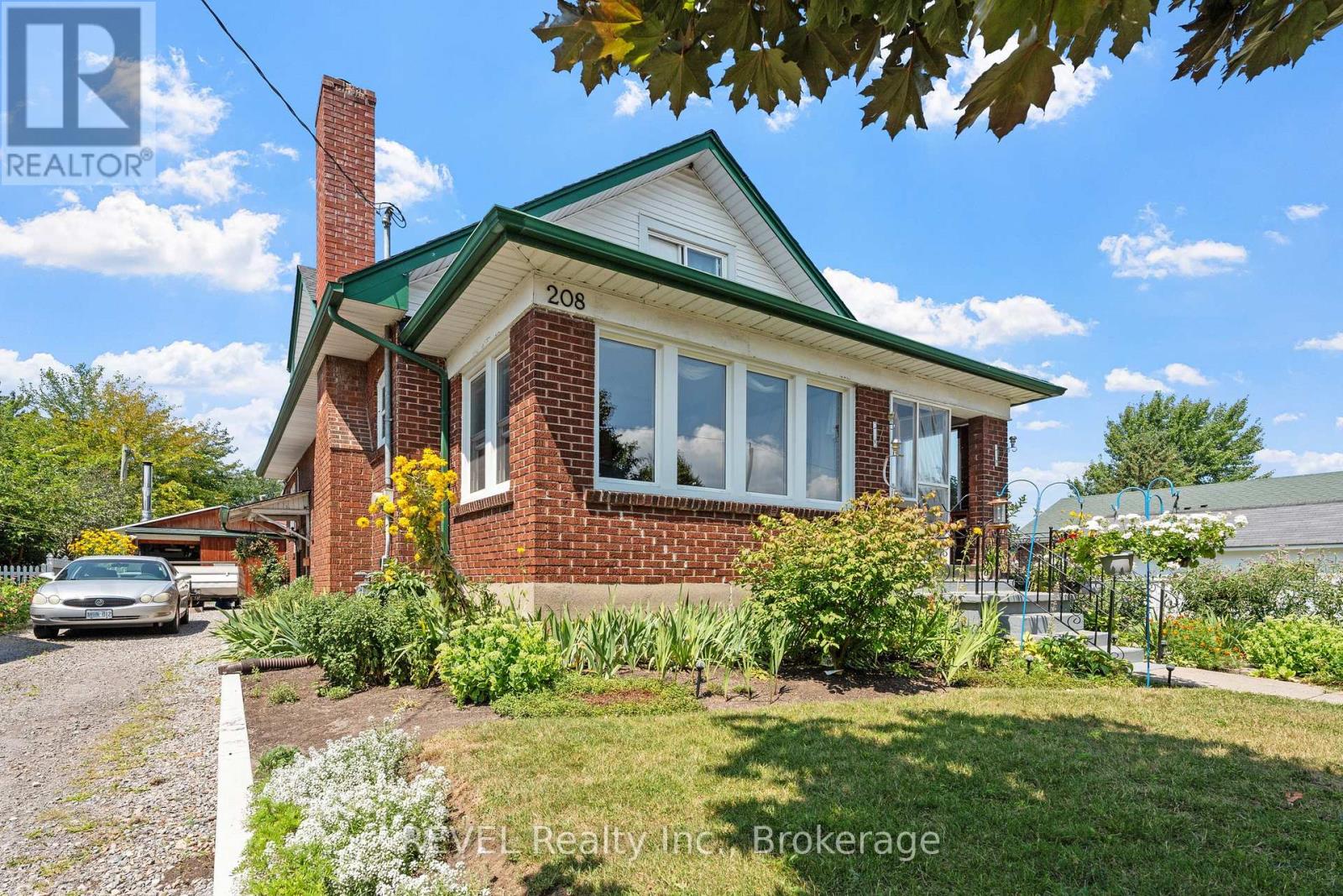 Property at 208 NORTH STREET image 3