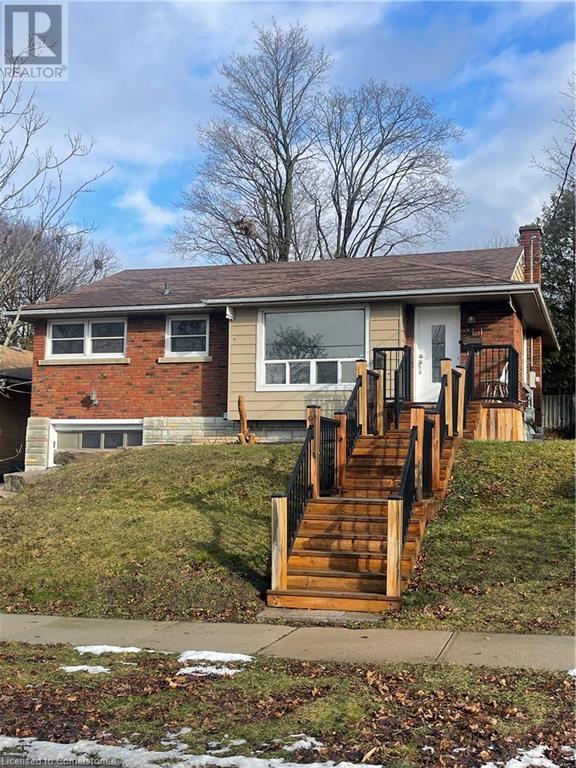 214 CLARK Avenue, Kitchener, Ontario