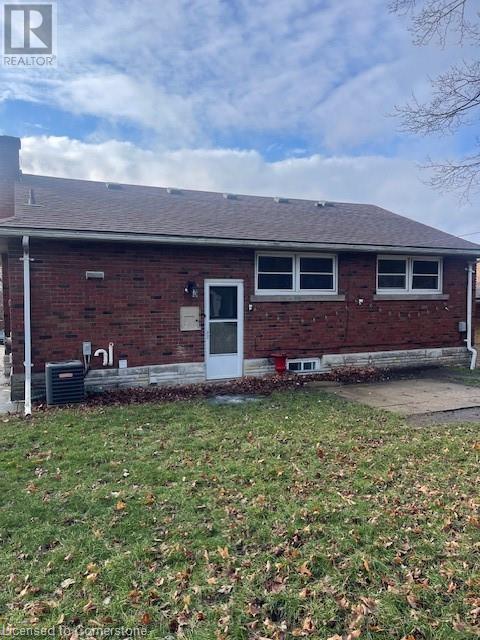 214 Clark Avenue, Kitchener, Ontario  N2C 1Y5 - Photo 2 - 40686669