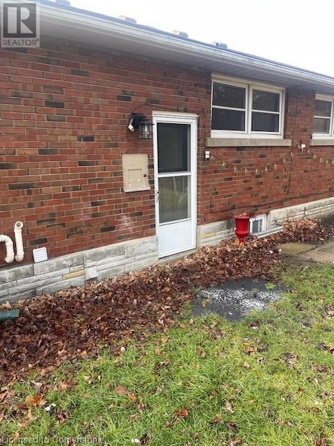 214 Clark Avenue, Kitchener, Ontario  N2C 1Y5 - Photo 3 - 40686669