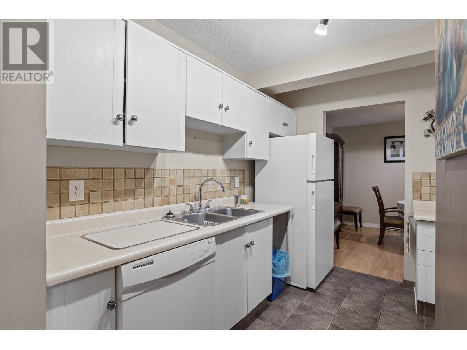 Property at 1035 Bernard Avenue Unit# 108 image 4