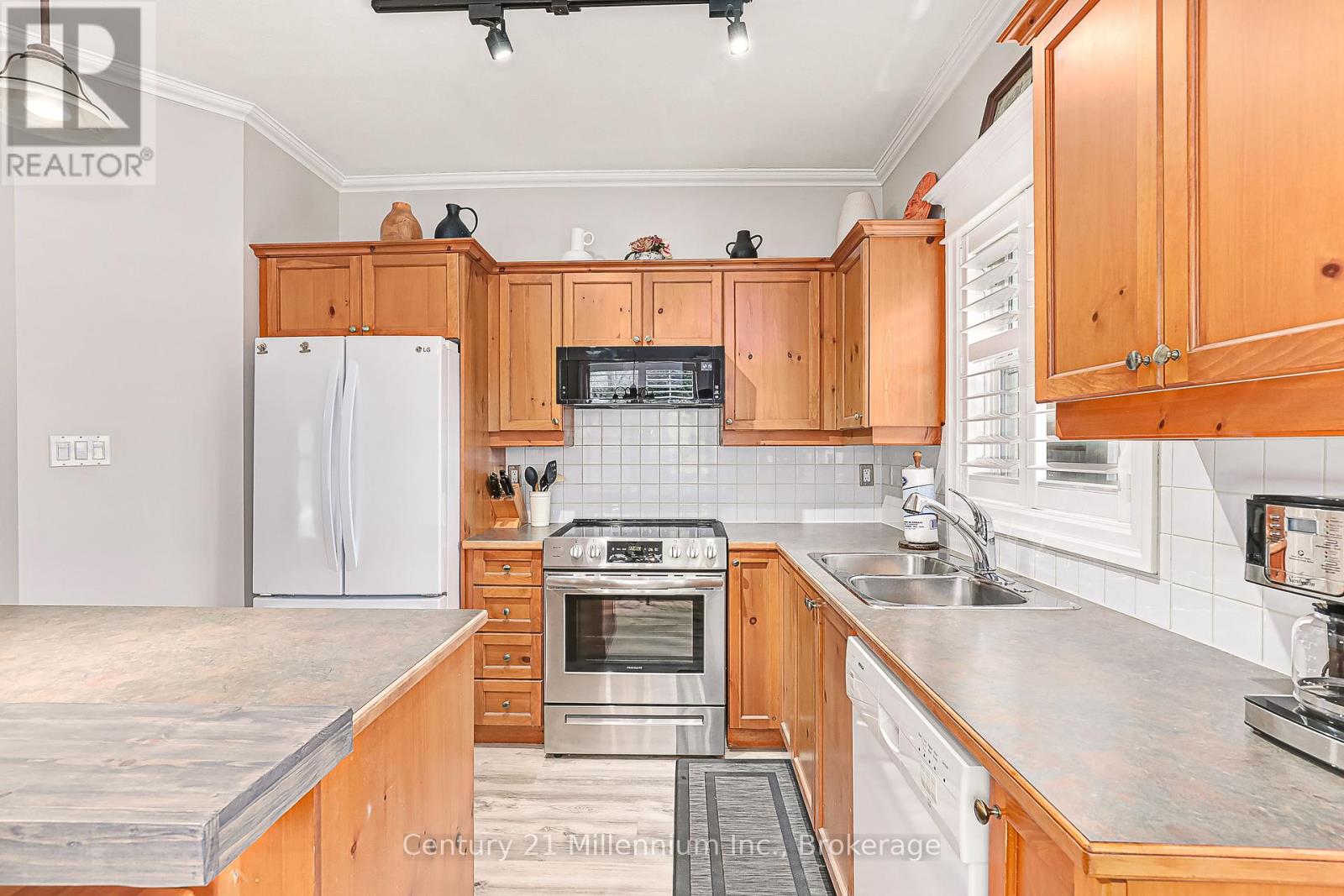 120 - 184 Snowbridge Way, Blue Mountains, Ontario  L9Y 3Z2 - Photo 19 - X11904577