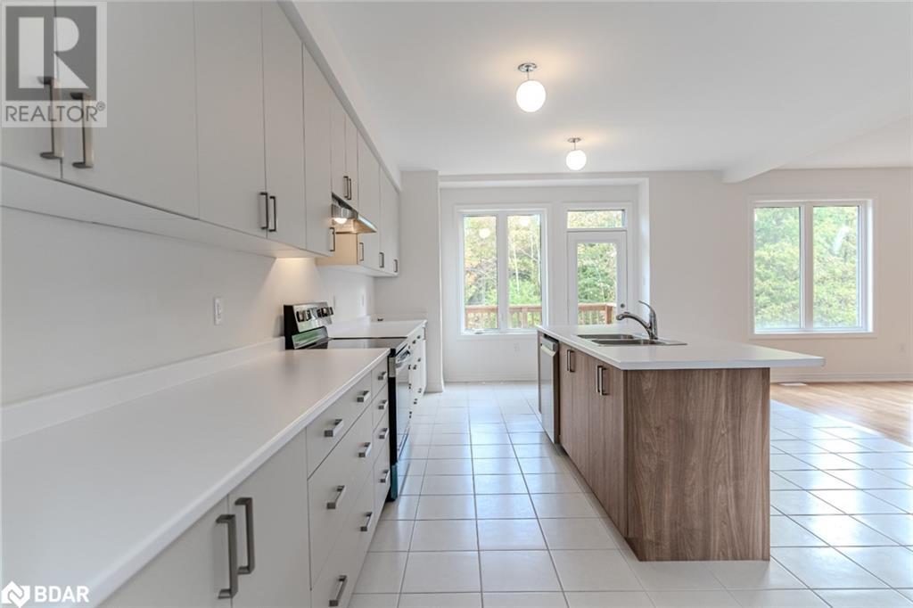 41 Wakefield Boulevard, Essa, Ontario  L3W 0L8 - Photo 4 - 40687130