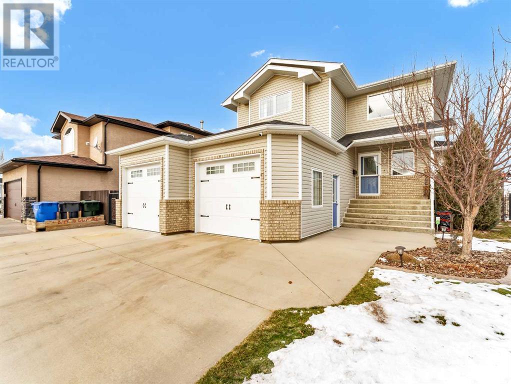 8 Sunrise Bay Sw, Medicine Hat, Alberta  T1B 4S1 - Photo 2 - A2184561