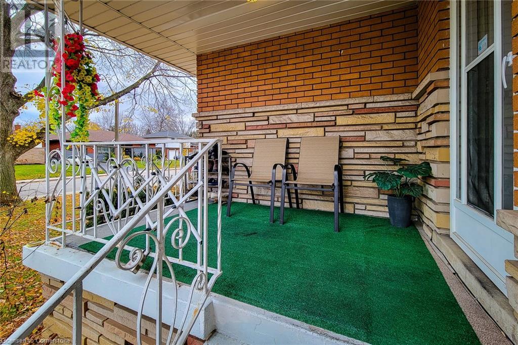 160 Bendamere Avenue, Hamilton, Ontario  L9C 1N5 - Photo 4 - 40687044