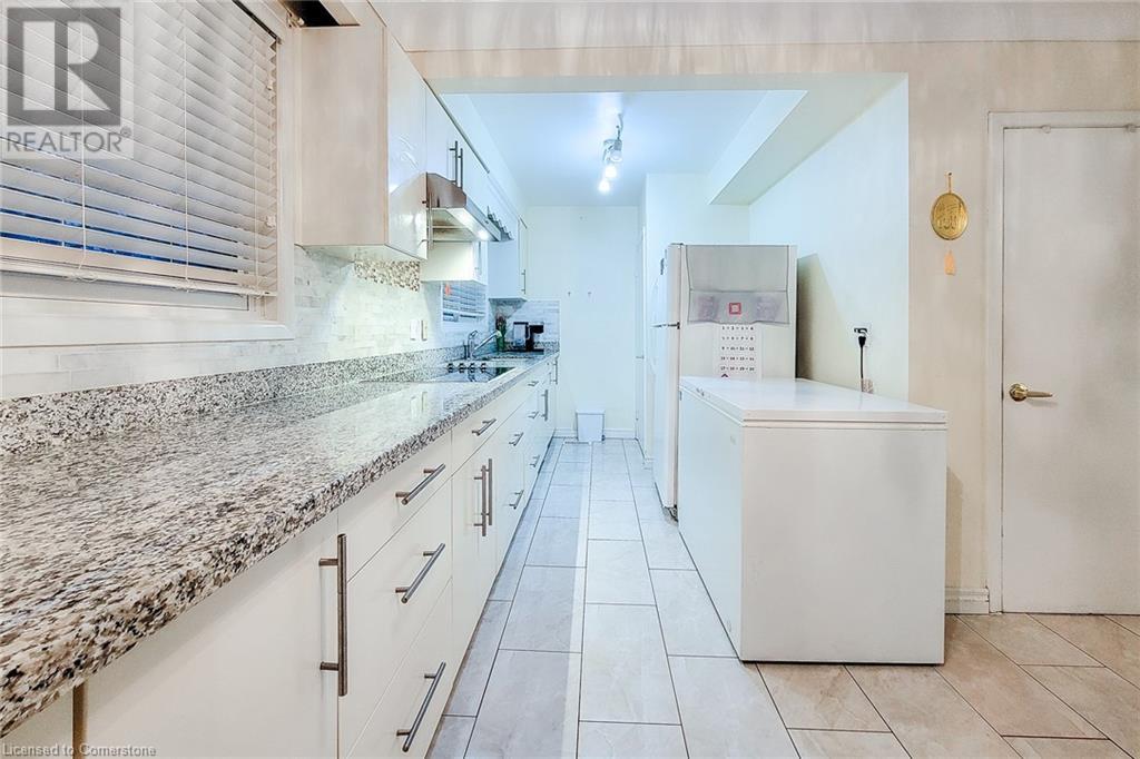 160 Bendamere Avenue, Hamilton, Ontario  L9C 1N5 - Photo 18 - 40687044