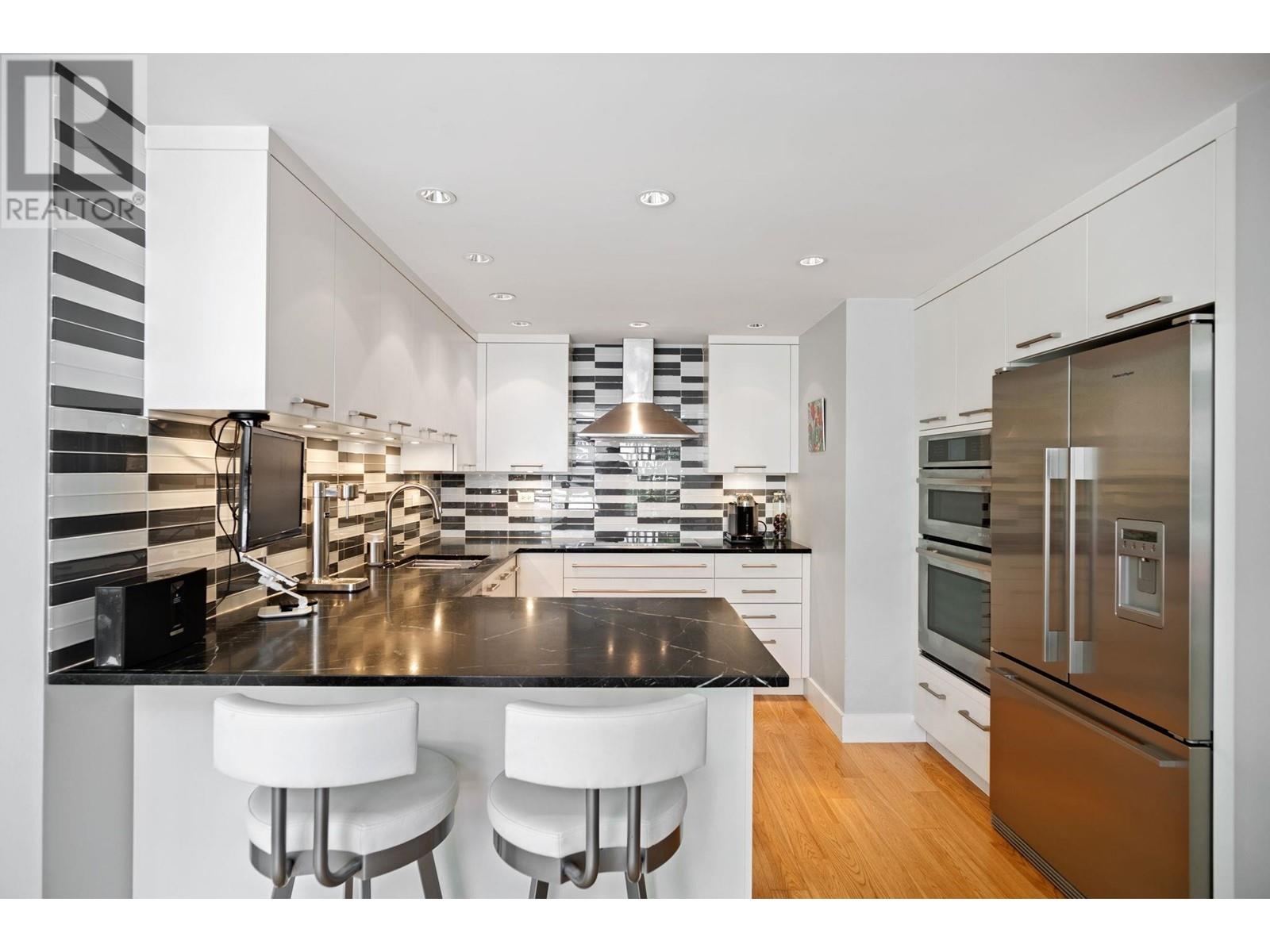 2205 Oak Street, Vancouver, British Columbia  V6H 3W6 - Photo 4 - R2951887