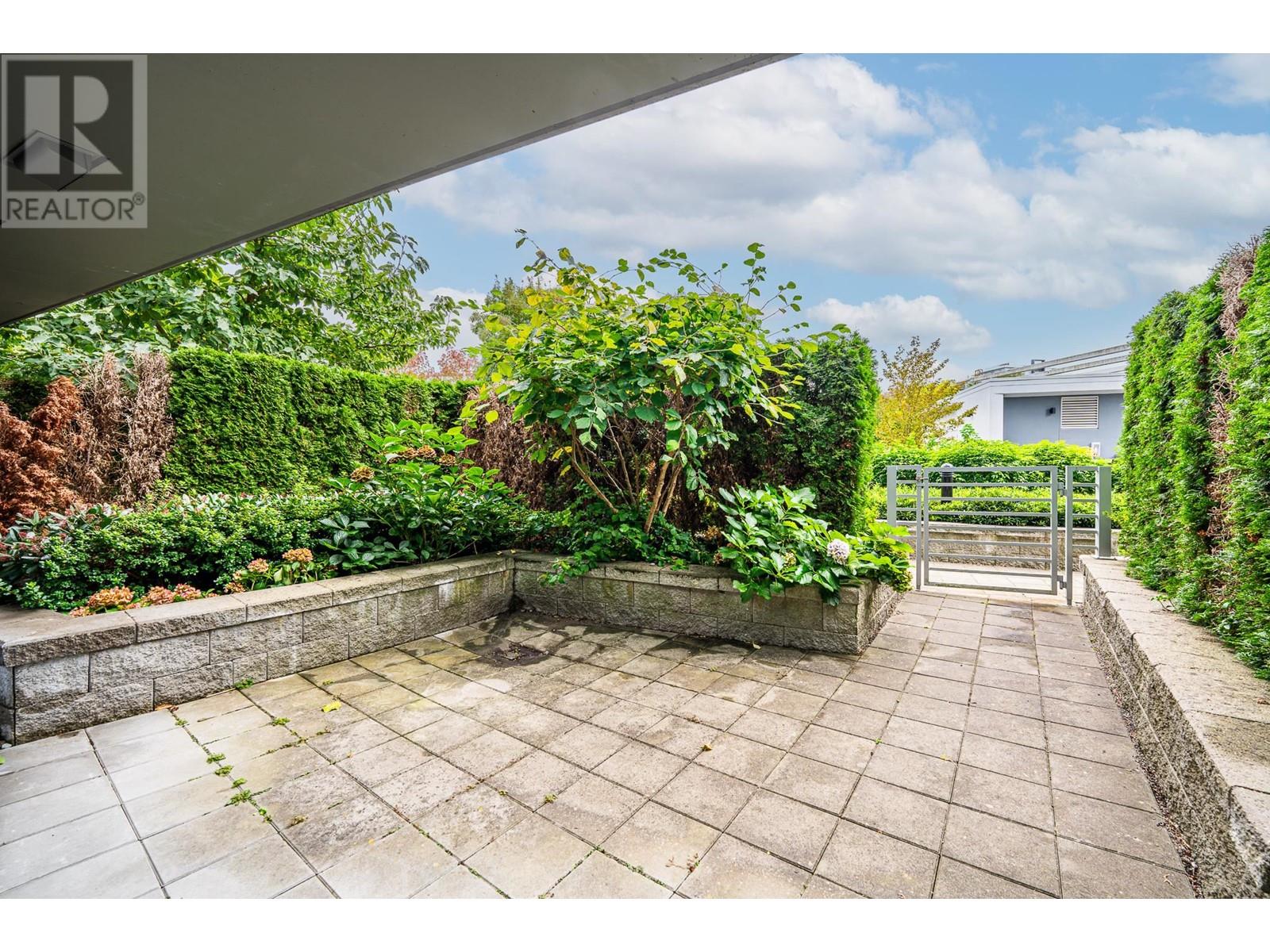 Listing Picture 18 of 29 : 307 3331 BROWN ROAD, Richmond / 烈治文 - 魯藝地產 Yvonne Lu Group - MLS Medallion Club Member