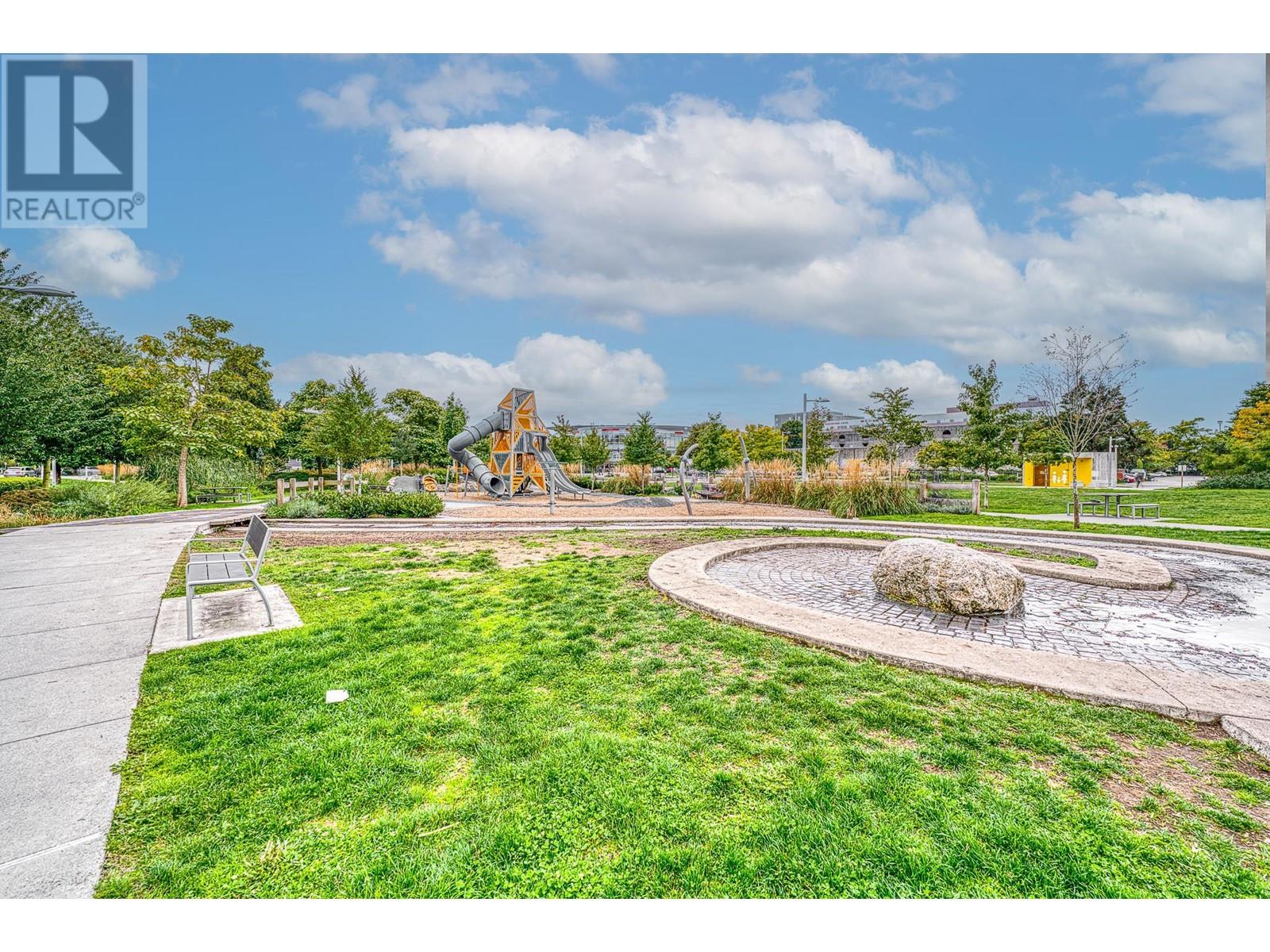 Listing Picture 20 of 29 : 307 3331 BROWN ROAD, Richmond / 烈治文 - 魯藝地產 Yvonne Lu Group - MLS Medallion Club Member