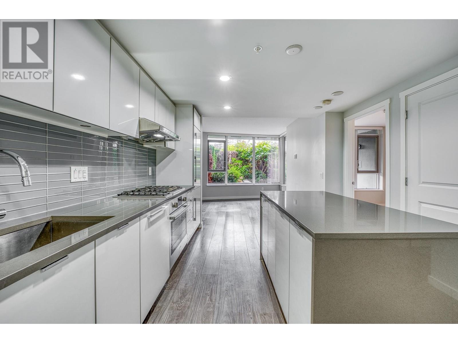 Listing Picture 4 of 29 : 307 3331 BROWN ROAD, Richmond / 烈治文 - 魯藝地產 Yvonne Lu Group - MLS Medallion Club Member