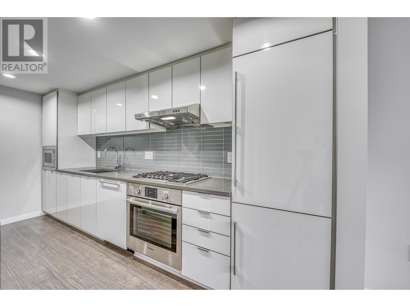 Listing Picture 7 of 29 : 307 3331 BROWN ROAD, Richmond / 烈治文 - 魯藝地產 Yvonne Lu Group - MLS Medallion Club Member