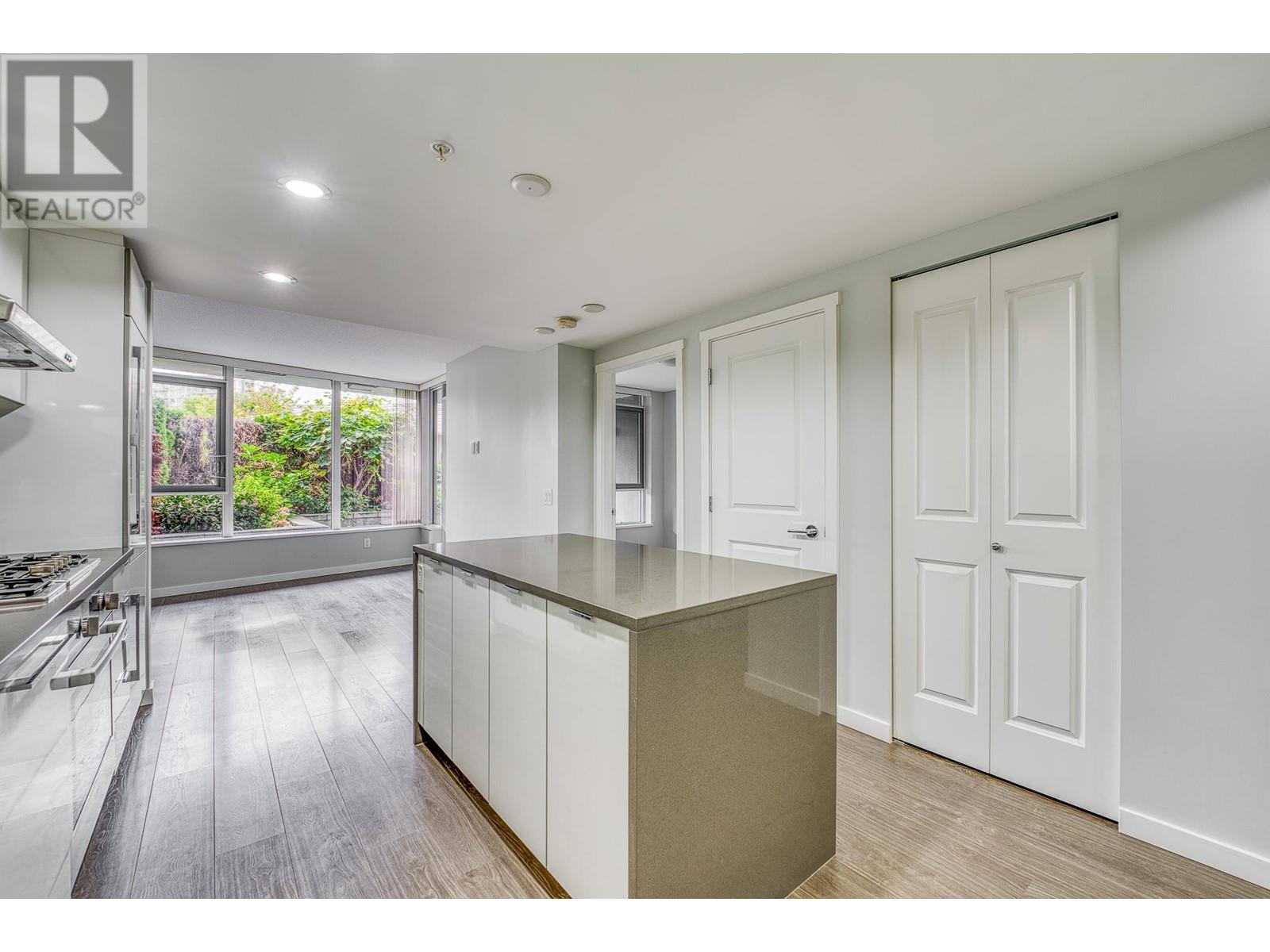 Listing Picture 8 of 29 : 307 3331 BROWN ROAD, Richmond / 烈治文 - 魯藝地產 Yvonne Lu Group - MLS Medallion Club Member