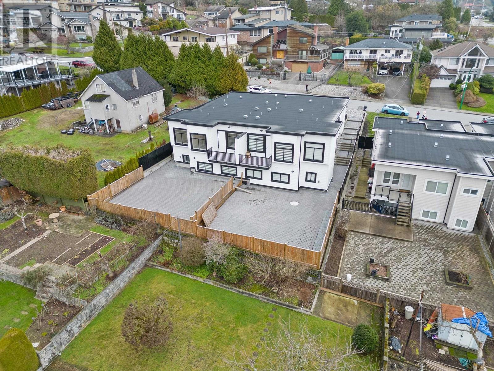 Property at 1155 PHILLIPS AVENUE image 1