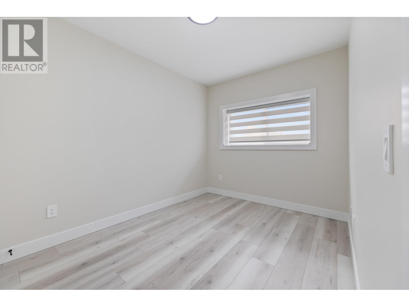 1155 Phillips Avenue, Burnaby, British Columbia  V5A 2V8 - Photo 26 - R2951925