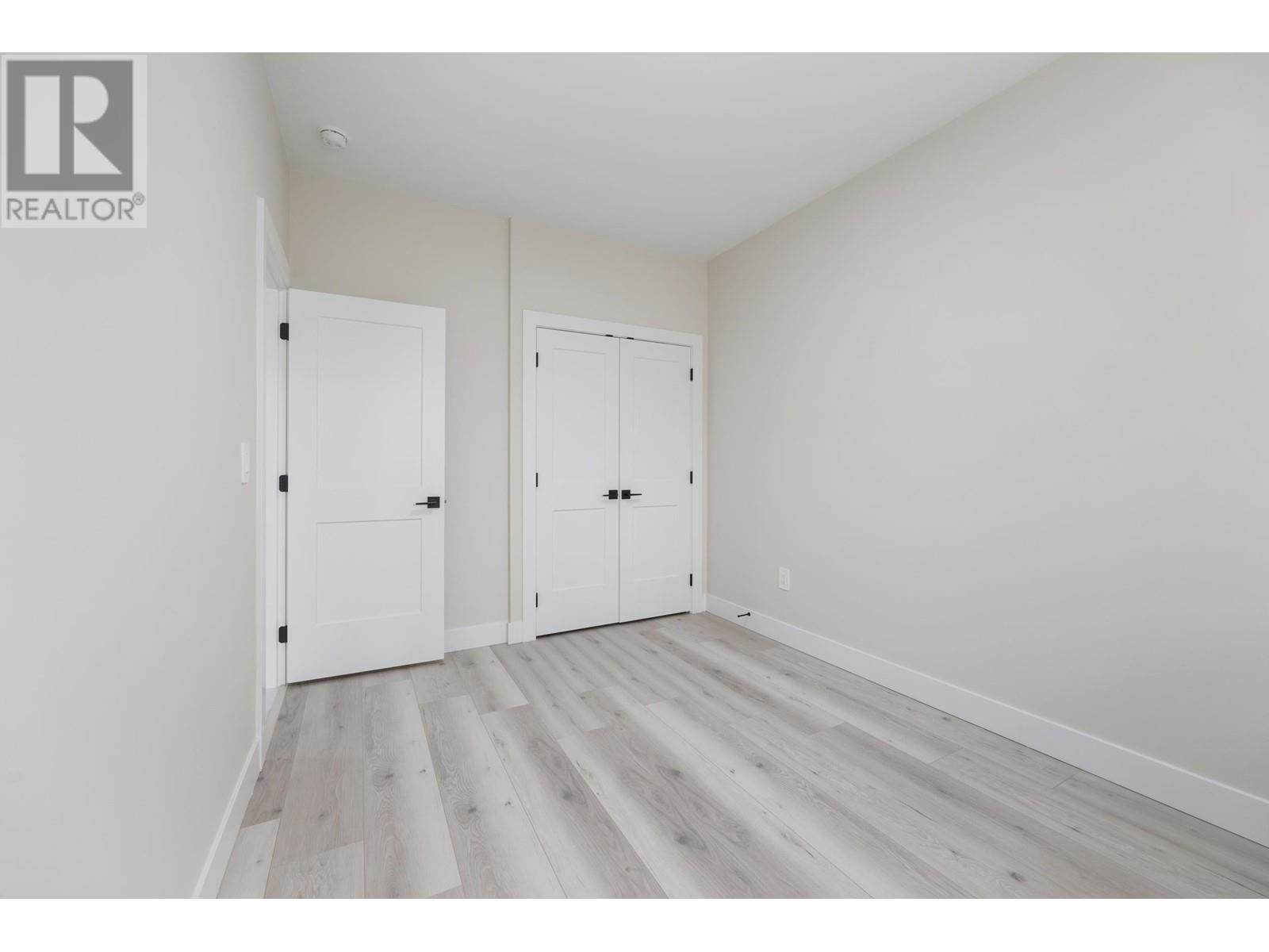 1155 Phillips Avenue, Burnaby, British Columbia  V5A 2V8 - Photo 27 - R2951925