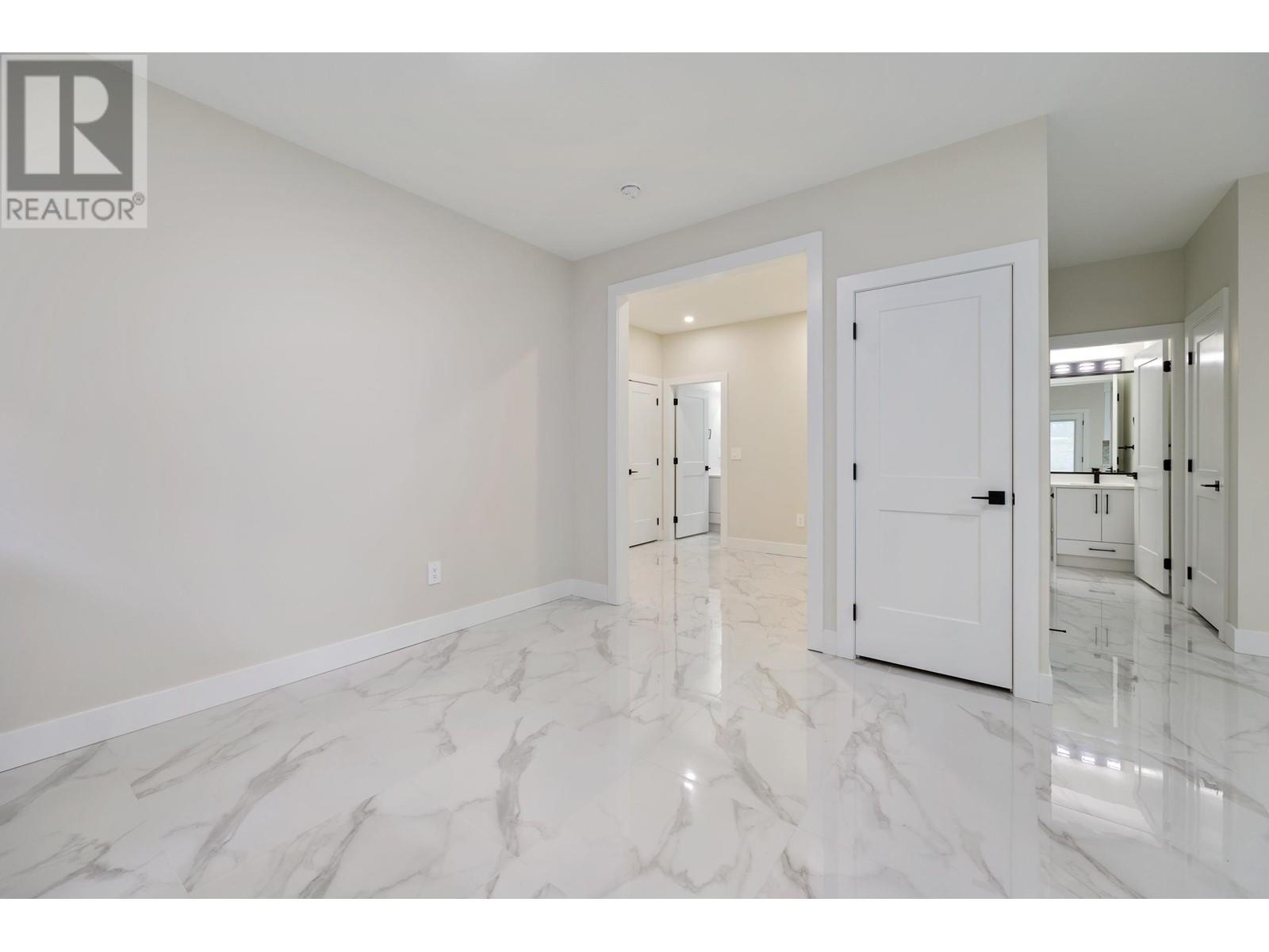 1155 Phillips Avenue, Burnaby, British Columbia  V5A 2V8 - Photo 32 - R2951925