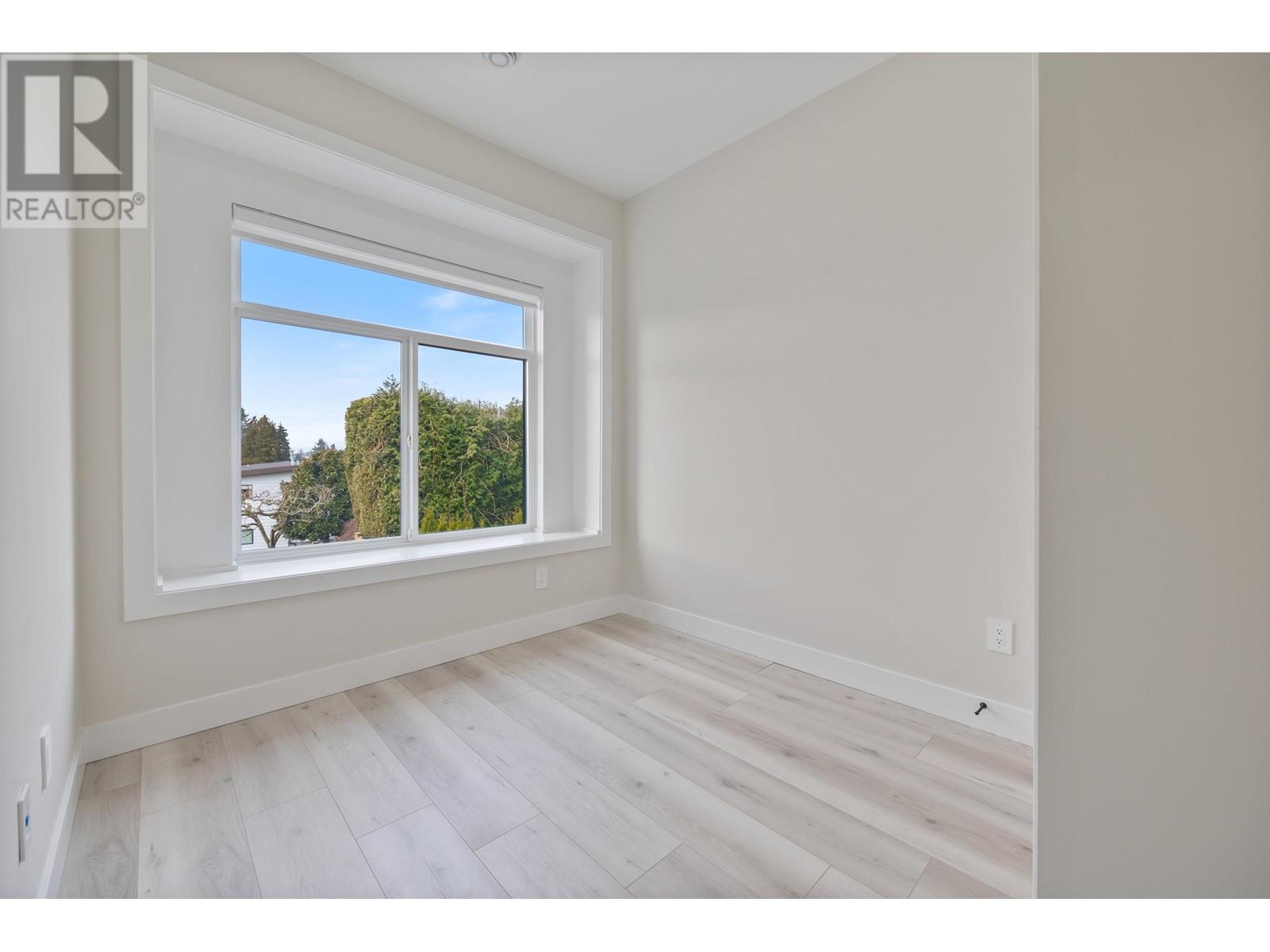 1155 Phillips Avenue, Burnaby, British Columbia  V5A 2V8 - Photo 36 - R2951925