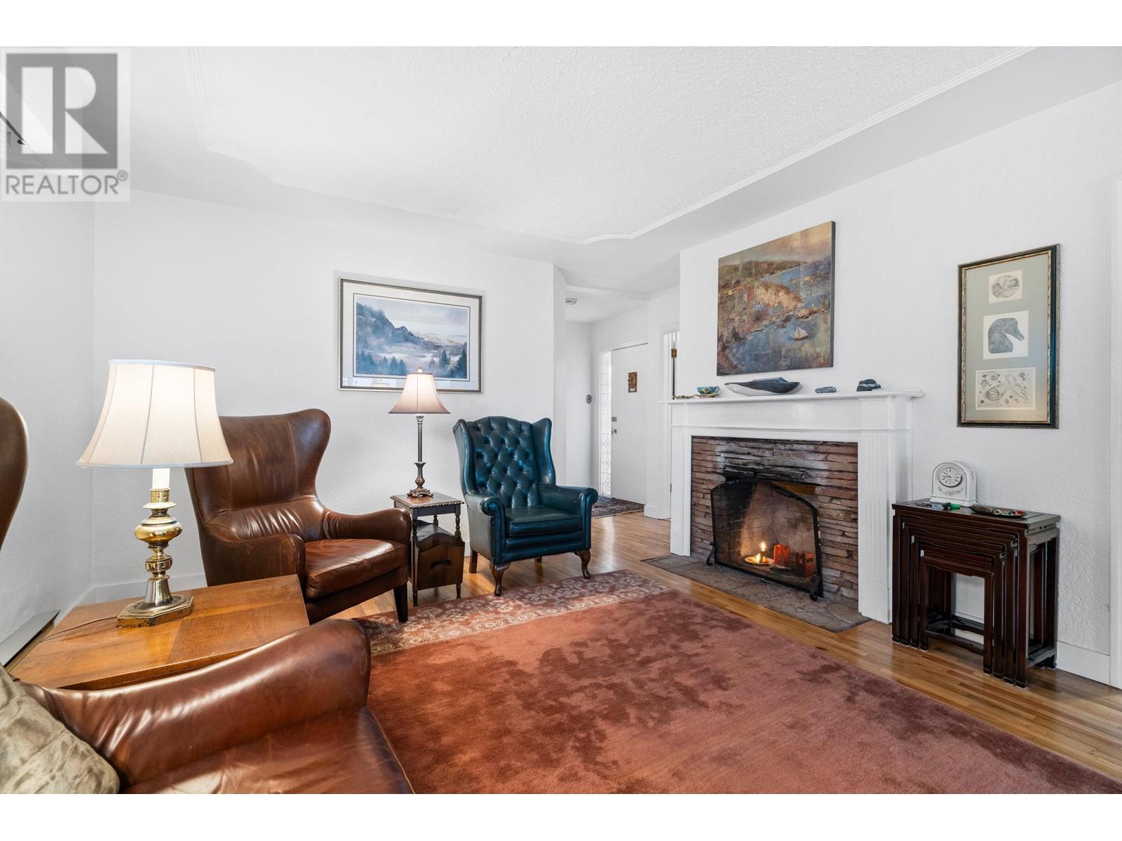 125 E 48th Avenue, Vancouver, British Columbia  V5W 2C7 - Photo 2 - R2951878