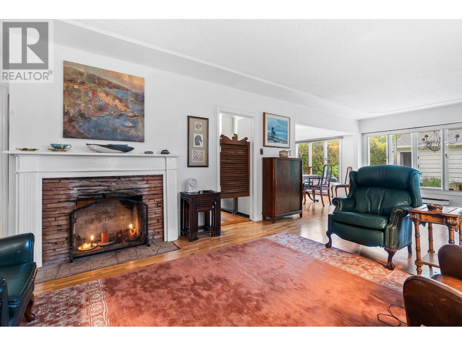 125 E 48th Avenue, Vancouver, British Columbia  V5W 2C7 - Photo 3 - R2951878