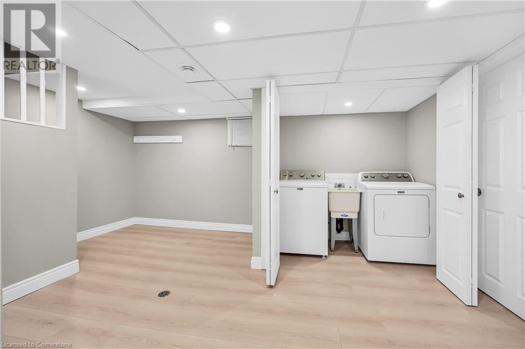 330 East 17th Street Unit# Lower, Hamilton, Ontario  L9A 4M8 - Photo 6 - 40687141