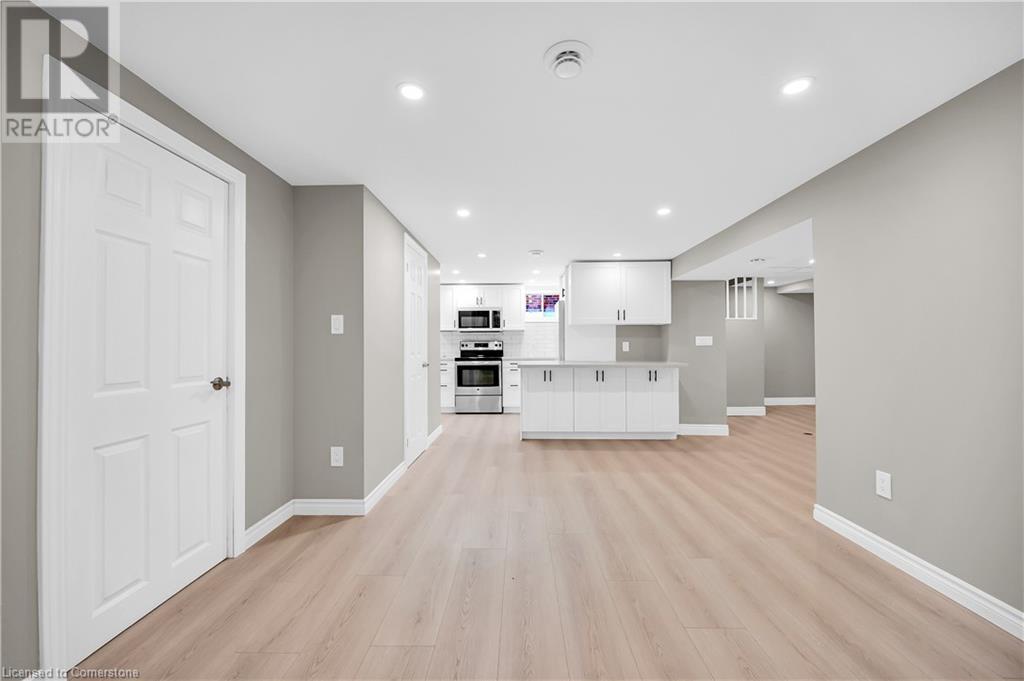 330 East 17th Street Unit# Lower, Hamilton, Ontario  L9A 4M8 - Photo 16 - 40687141