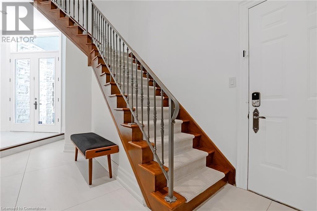 2642 Bluffs Way, Burlington, Ontario  L7M 0T8 - Photo 19 - 40687060