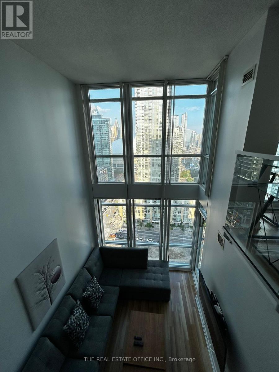 2808 - 15 Fort York Boulevard, Toronto, Ontario  M5V 3Y4 - Photo 2 - C11904710