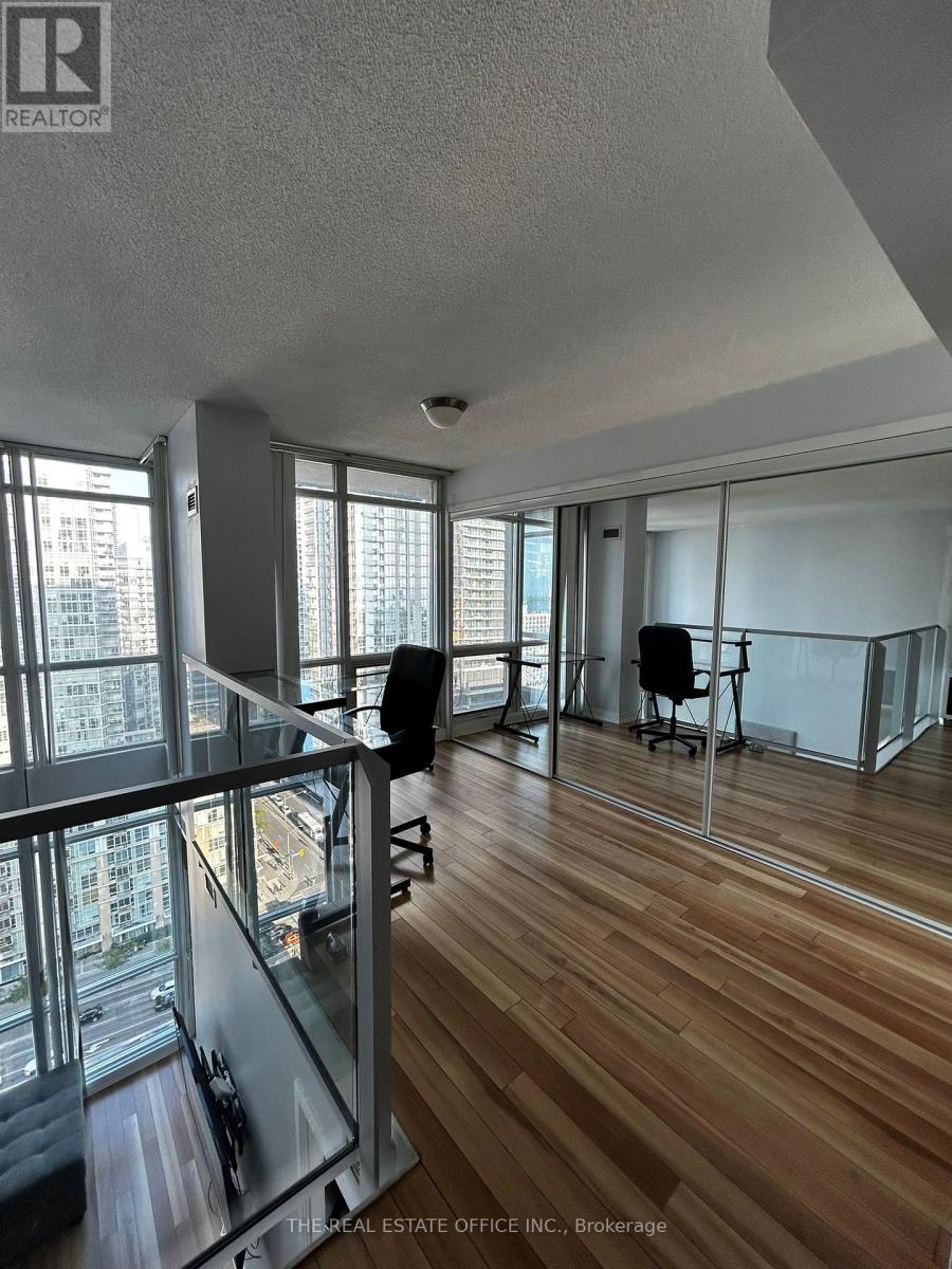 2808 - 15 Fort York Boulevard, Toronto, Ontario  M5V 3Y4 - Photo 9 - C11904710