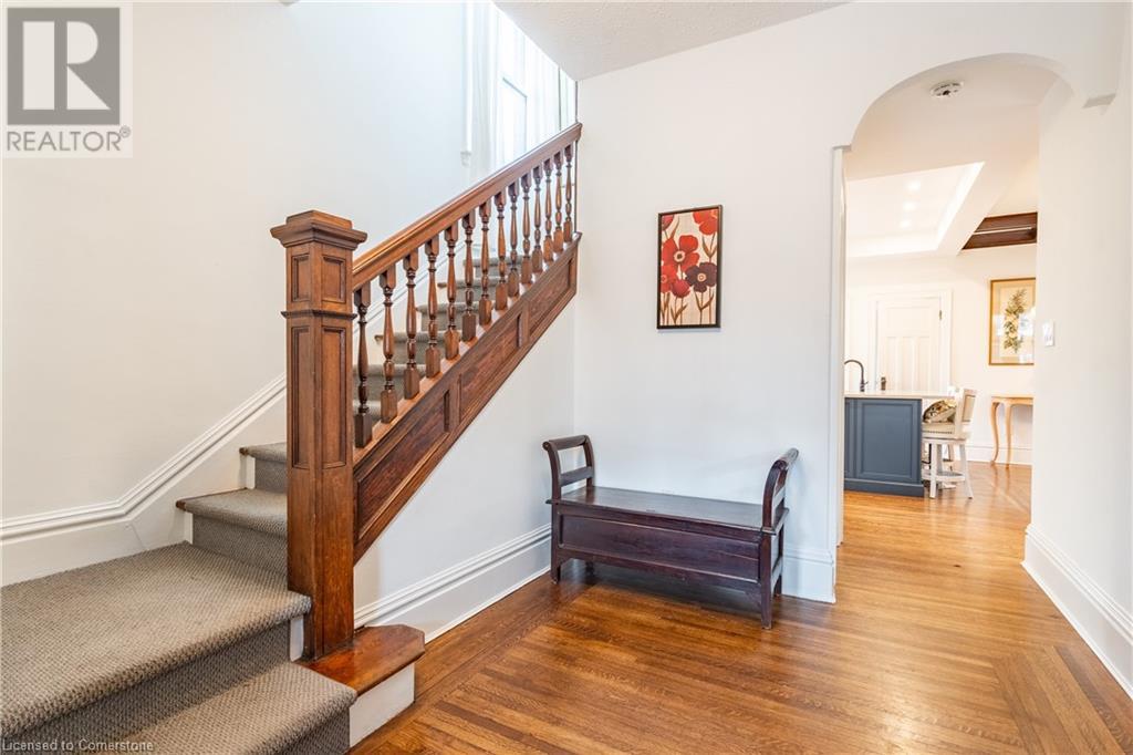 185 Fairleigh Avenue S, Hamilton, Ontario  L8M 2K6 - Photo 11 - 40686918