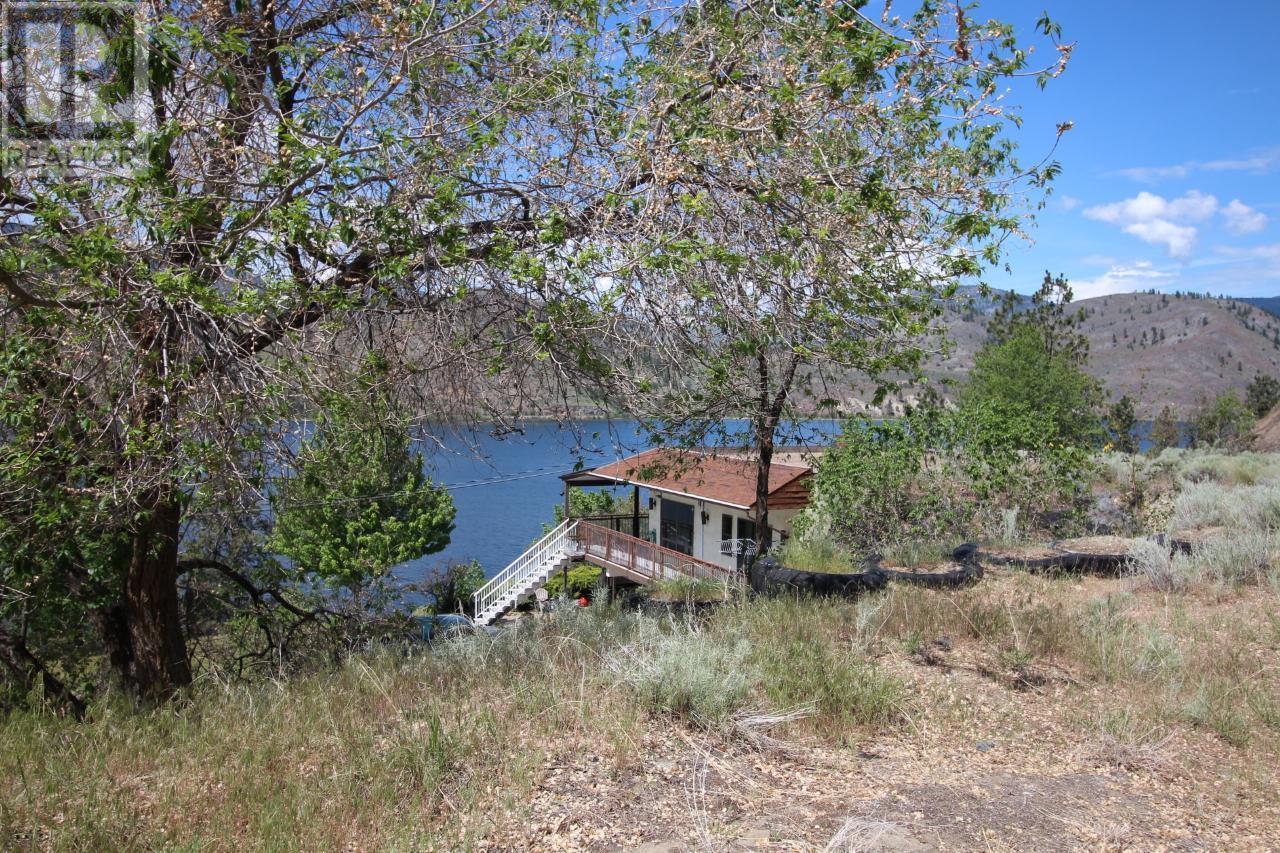 315 EASTSIDE Road Okanagan Falls Photo 4