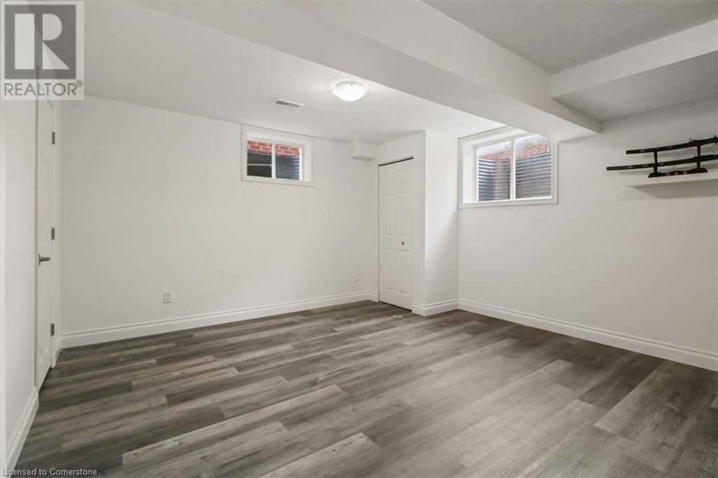 9 Tolton Drive, Guelph, Ontario  N1L 0C4 - Photo 24 - 40687171